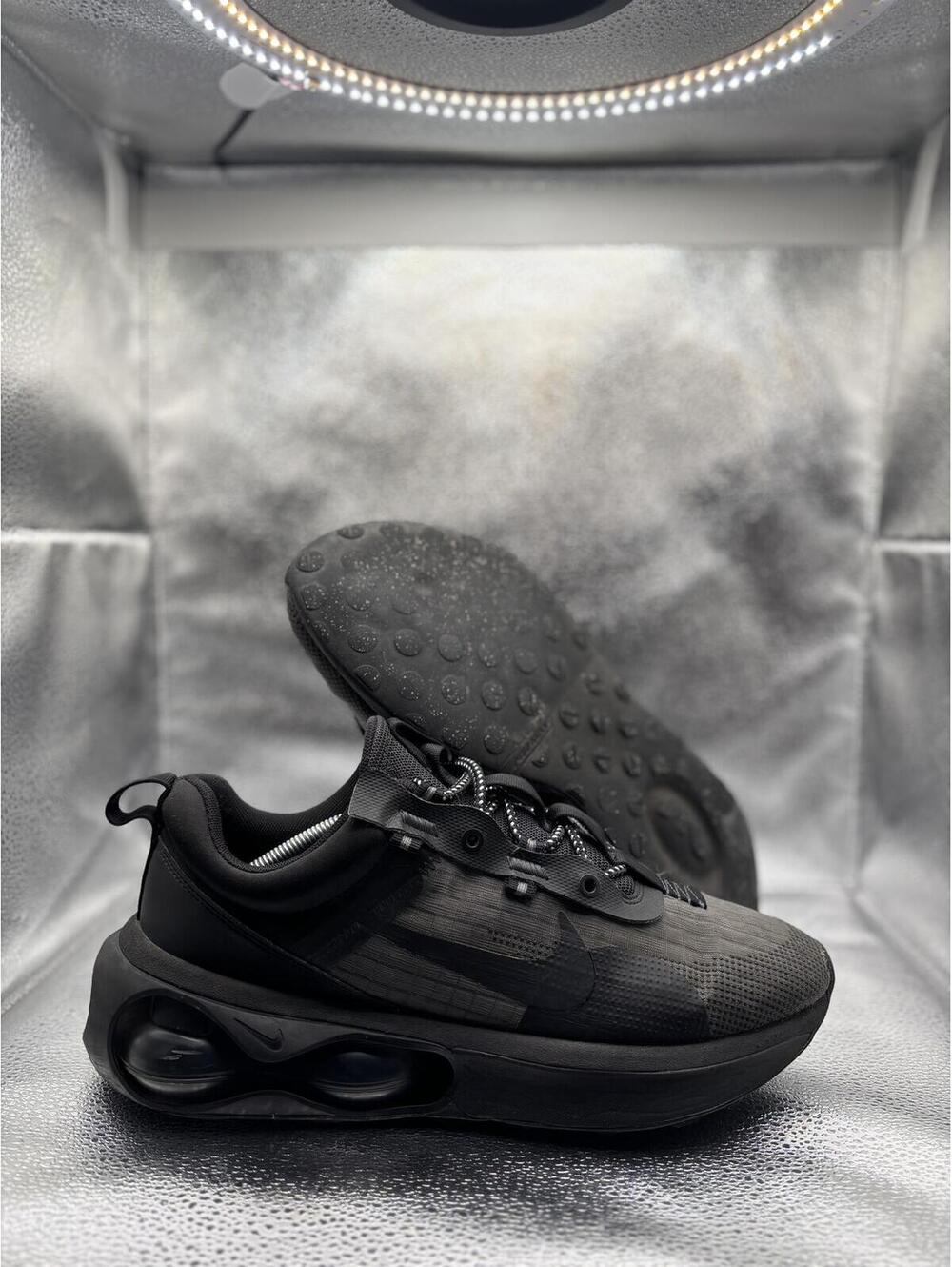 Nike air max 2021 triple black